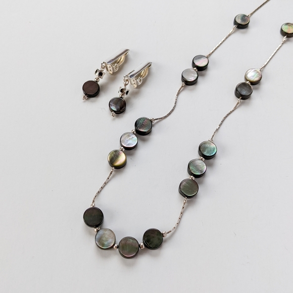 Iridescent Bead And Silver Necklace And Earrings Set - Picture 3 of 6